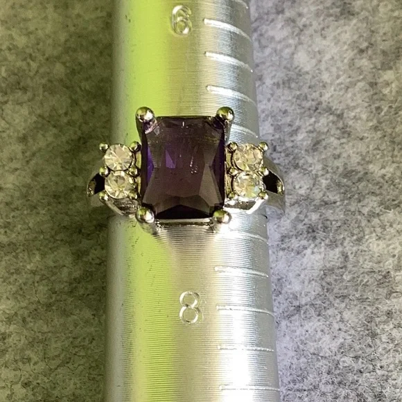 Silver Ring with Purple Gemstone - Picture 7 of 8